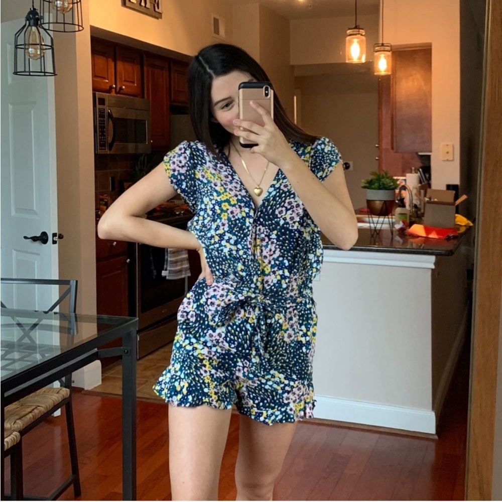 LOFT floral Romper Small